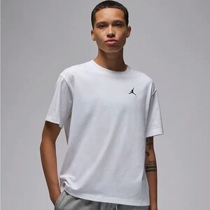 Jordan Women’s Loose Fit Tee